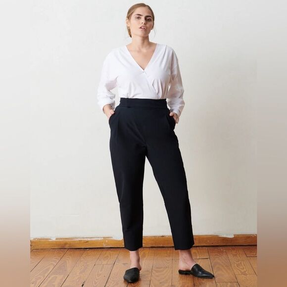 ADAY Portfolio Tailored Crop Pants Navy Blue Midnight Size Women's Small - Picture 1 of 7